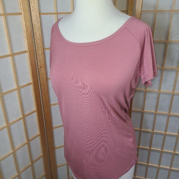 NWT The Free Yoga Sm Open Back Top - Picture 12 of 16